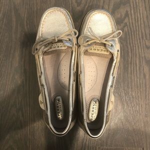 SPERRY Boat shoes Gold 7.5M - Excellent condition